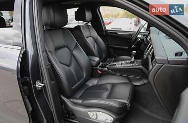 Внедорожник / Кроссовер Porsche Macan 2018 в 