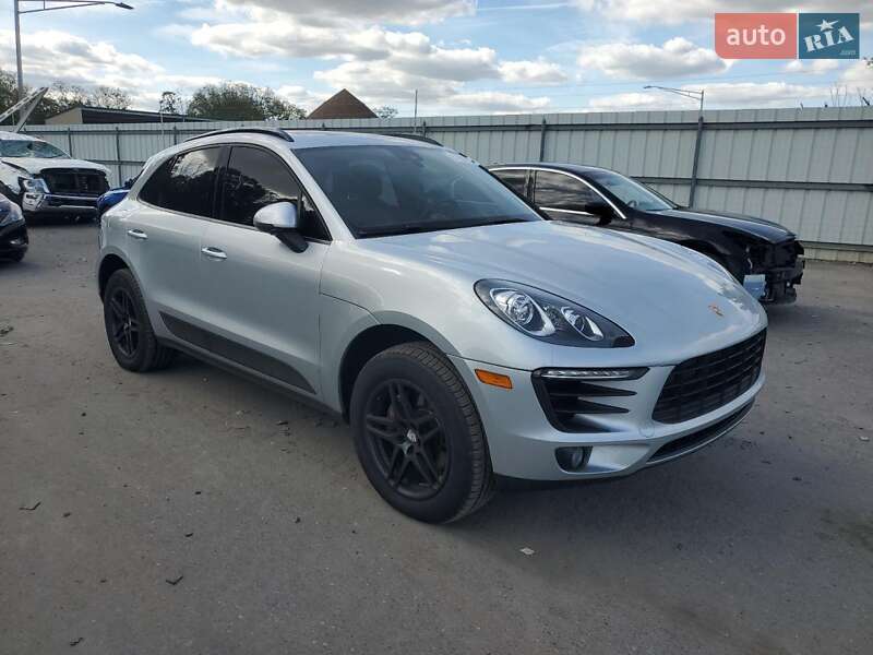 Porsche Macan 2016