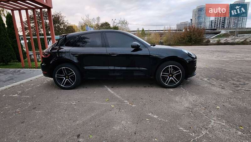 Внедорожник / Кроссовер Porsche Macan 2018 в Киеве фото 5 Внедорожник / Кроссовер Porsche Macan 2018 в Киеве