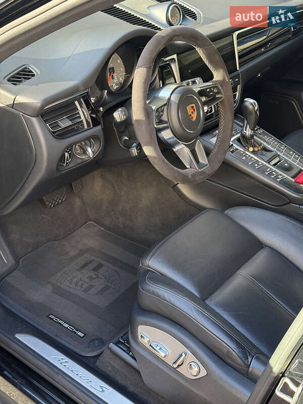 Позашляховик / Кросовер Porsche Macan 2019 в Києві фото 32 Позашляховик / Кросовер Porsche Macan 2019 в Києві
