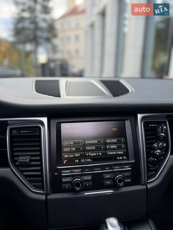 Позашляховик / Кросовер Porsche Macan 2015 в Львові фото 27 Позашляховик / Кросовер Porsche Macan 2015 в Львові