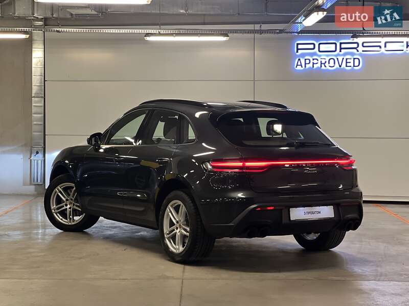 Внедорожник / Кроссовер Porsche Macan 2024 в Киеве