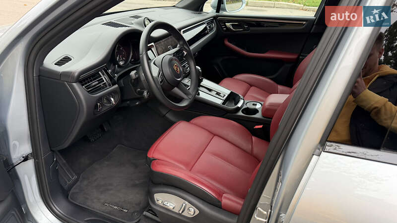 Позашляховик / Кросовер Porsche Macan 2023 в Харкові