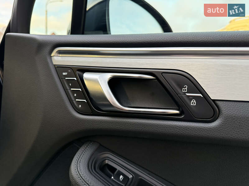 Позашляховик / Кросовер Porsche Macan 2021 в Львові фото 33 Позашляховик / Кросовер Porsche Macan 2021 в Львові