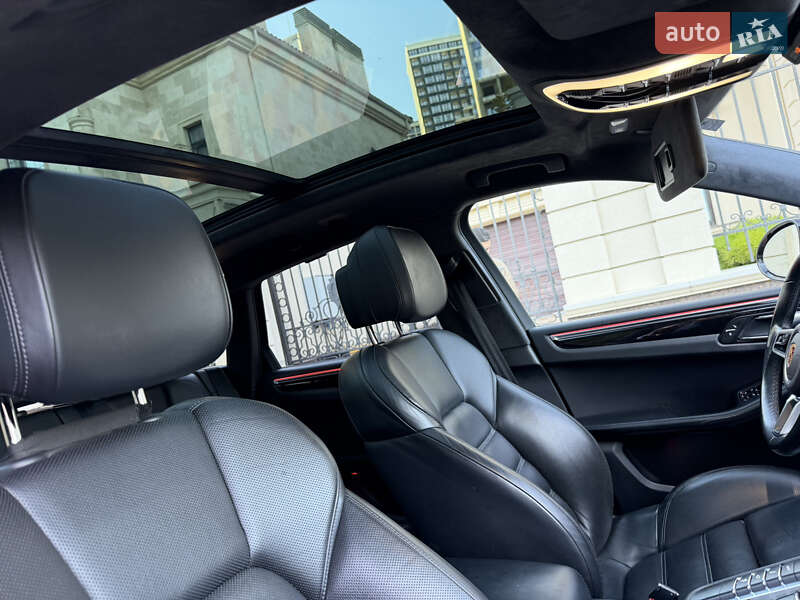 Внедорожник / Кроссовер Porsche Macan 2017 в Одессе фото 19 Внедорожник / Кроссовер Porsche Macan 2017 в Одессе