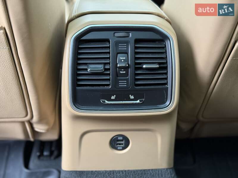 Внедорожник / Кроссовер Porsche Macan 2018 в Жовкве