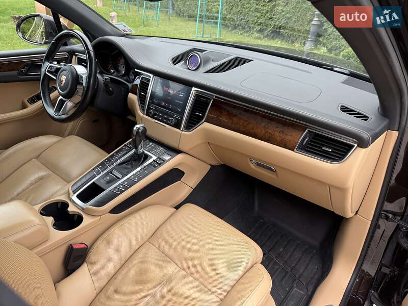 Внедорожник / Кроссовер Porsche Macan 2018 в Жовкве