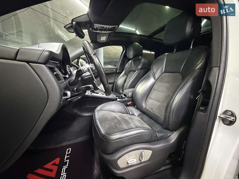Позашляховик / Кросовер Porsche Macan 2018 в Одесі фото 19 Позашляховик / Кросовер Porsche Macan 2018 в Одесі