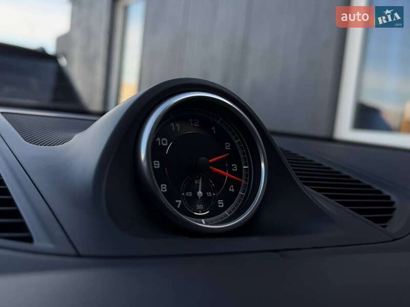Внедорожник / Кроссовер Porsche Macan 2020 в Киеве фото 28 Внедорожник / Кроссовер Porsche Macan 2020 в Киеве