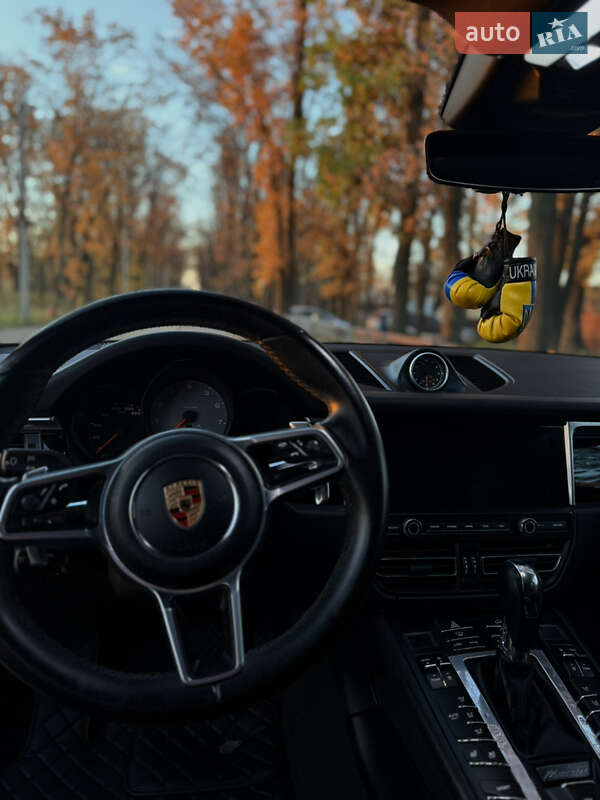 Позашляховик / Кросовер Porsche Macan 2019 в Софіївській Борщагівці
