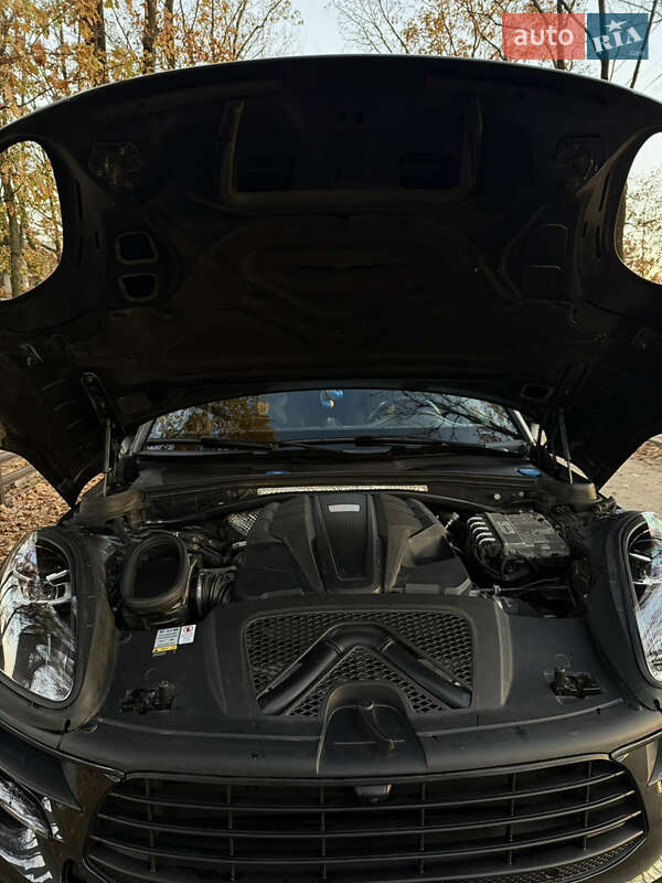 Позашляховик / Кросовер Porsche Macan 2019 в Софіївській Борщагівці