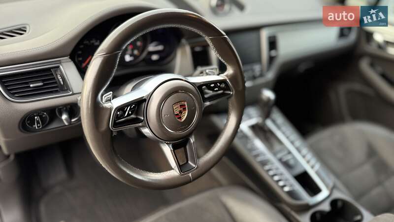 Позашляховик / Кросовер Porsche Macan 2016 в Києві фото 29 Позашляховик / Кросовер Porsche Macan 2016 в Києві