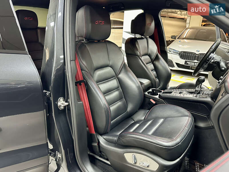 Внедорожник / Кроссовер Porsche Macan 2016 в Киеве фото 41 Внедорожник / Кроссовер Porsche Macan 2016 в Киеве