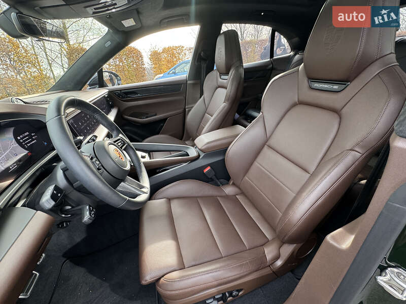 Позашляховик / Кросовер Porsche Macan 2024 в Києві