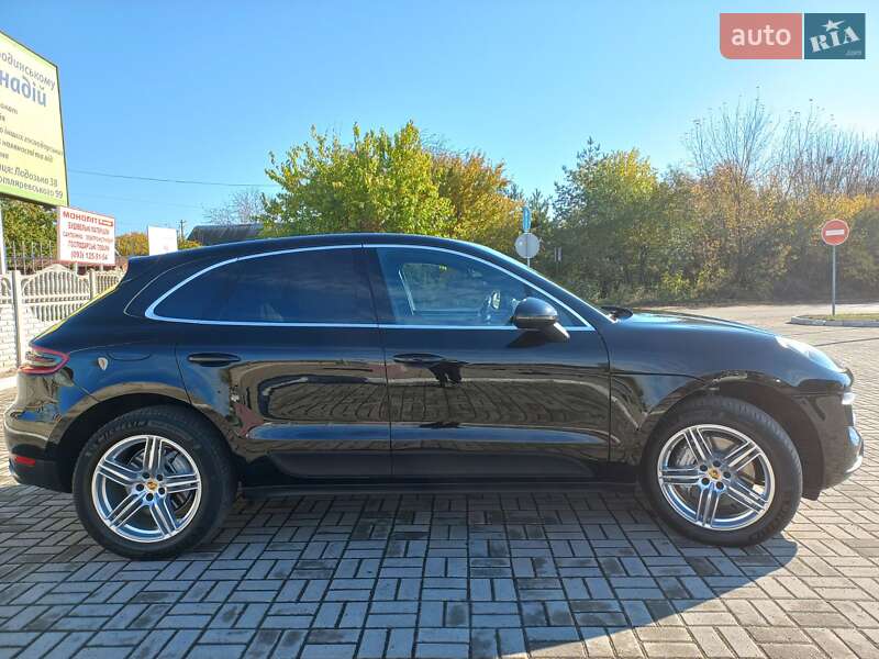 Внедорожник / Кроссовер Porsche Macan 2014 в Запорожье