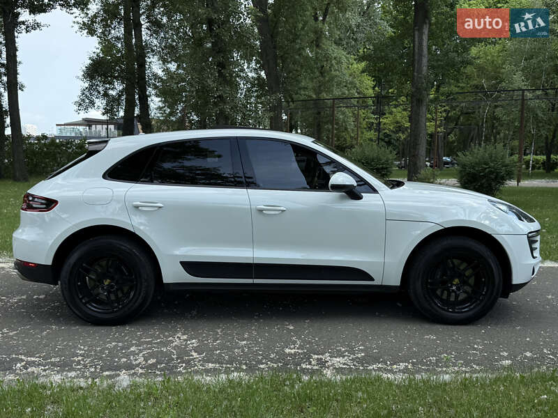 Внедорожник / Кроссовер Porsche Macan 2016 в Черкассах