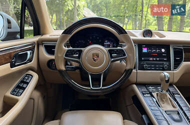 Позашляховик / Кросовер Porsche Macan 2016 в Черкасах