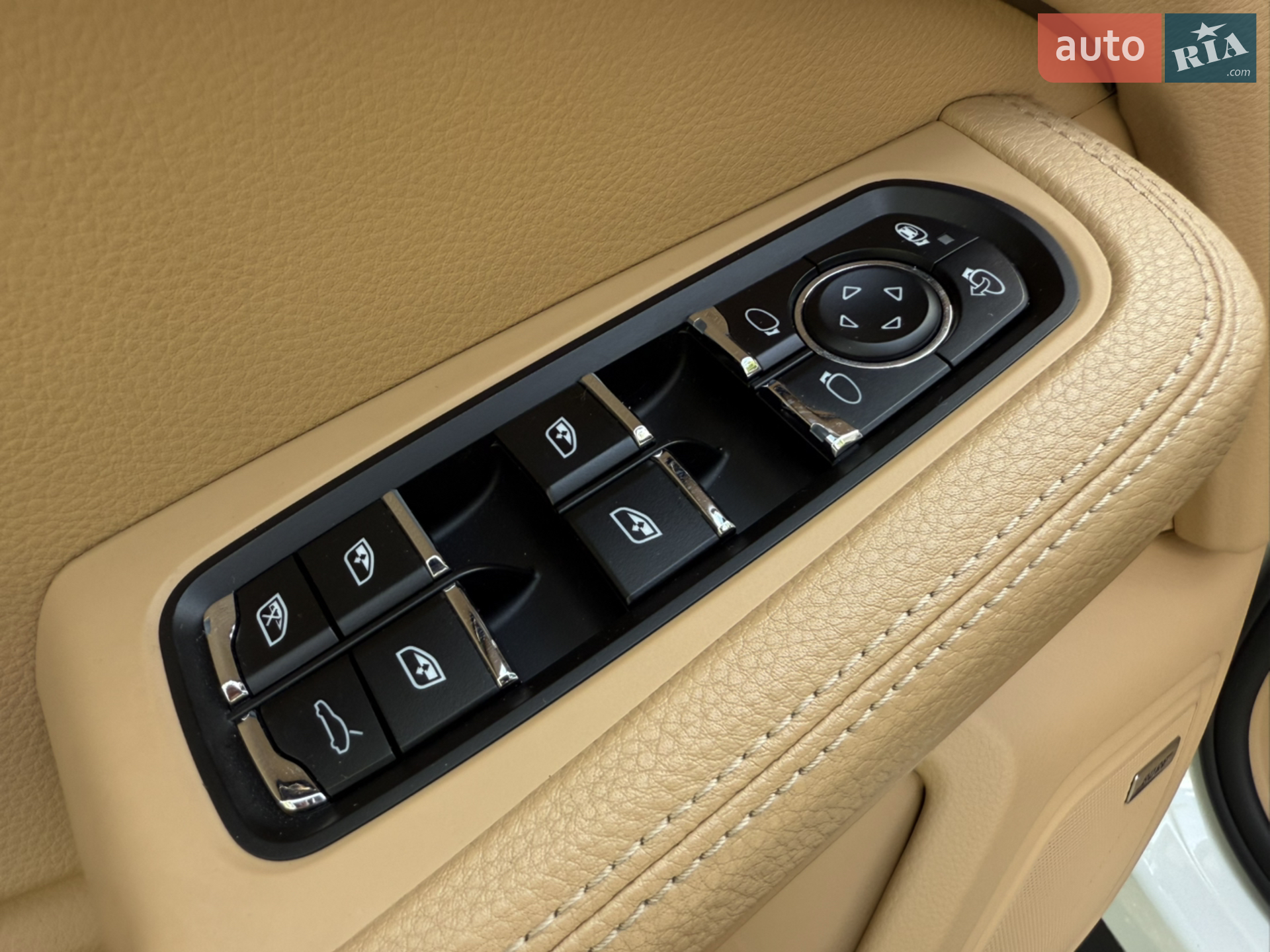 2016 Porsche Macan - мініатюра 45