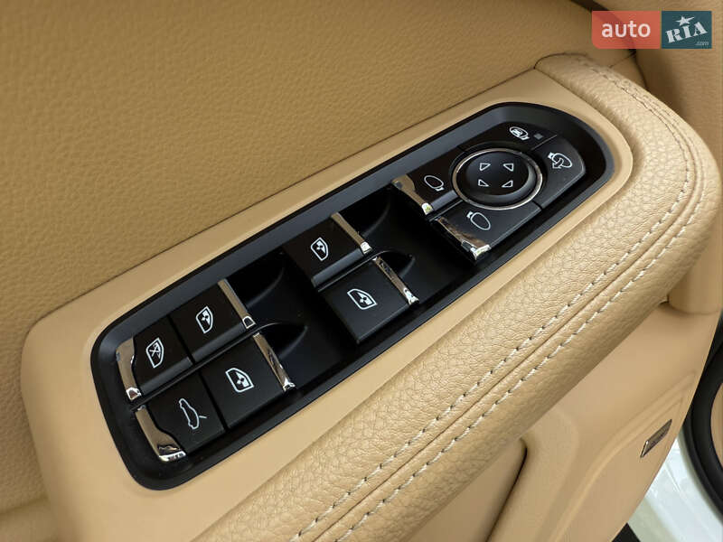 Внедорожник / Кроссовер Porsche Macan 2016 в Черкассах