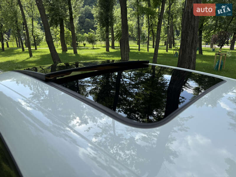 Внедорожник / Кроссовер Porsche Macan 2016 в Черкассах