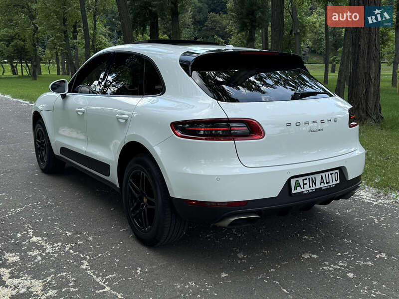 Внедорожник / Кроссовер Porsche Macan 2016 в Черкассах