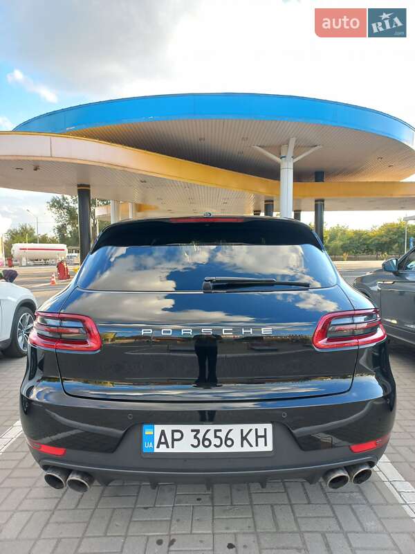 Внедорожник / Кроссовер Porsche Macan 2014 в Запорожье