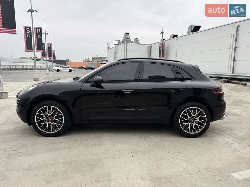 Внедорожник / Кроссовер Porsche Macan 2018 в Киеве