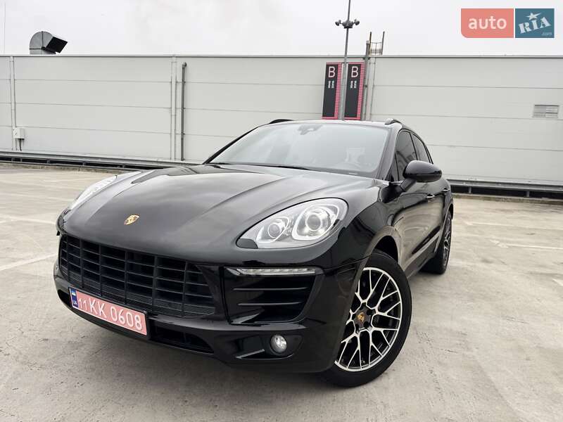 Внедорожник / Кроссовер Porsche Macan 2018 в Киеве