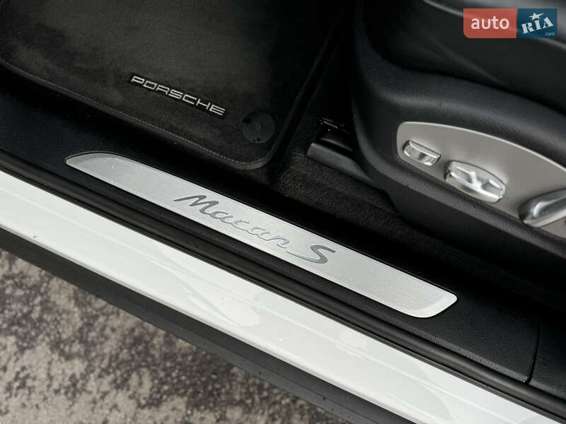 Позашляховик / Кросовер Porsche Macan 2019 в Харкові