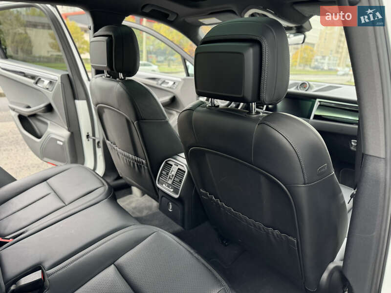 Позашляховик / Кросовер Porsche Macan 2019 в Харкові