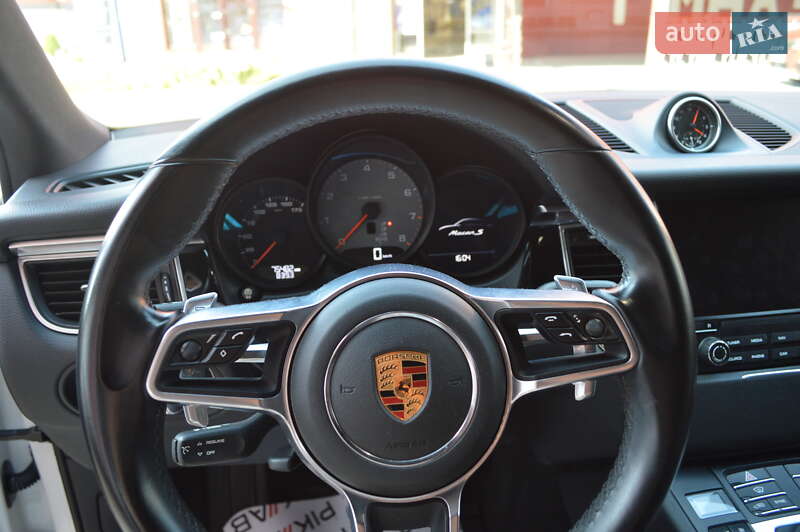 Внедорожник / Кроссовер Porsche Macan 2018 в Львове