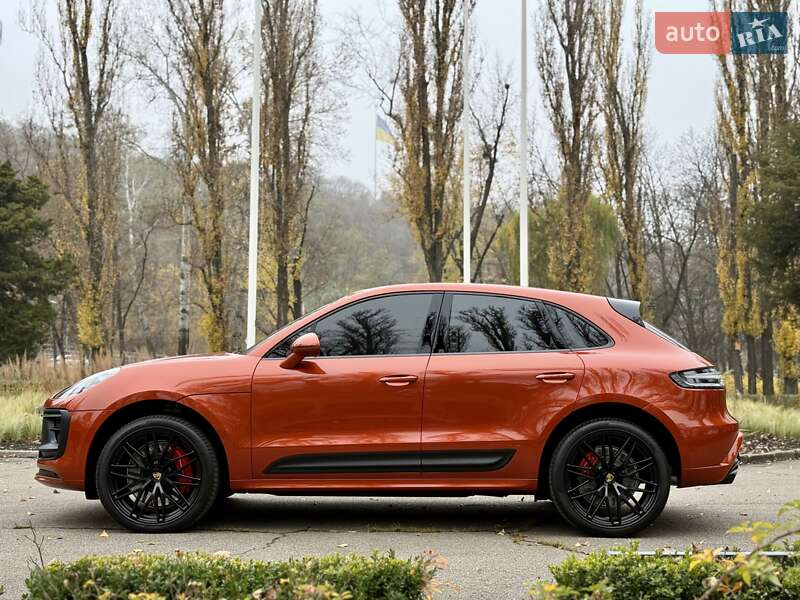 Позашляховик / Кросовер Porsche Macan 2022 в Києві
