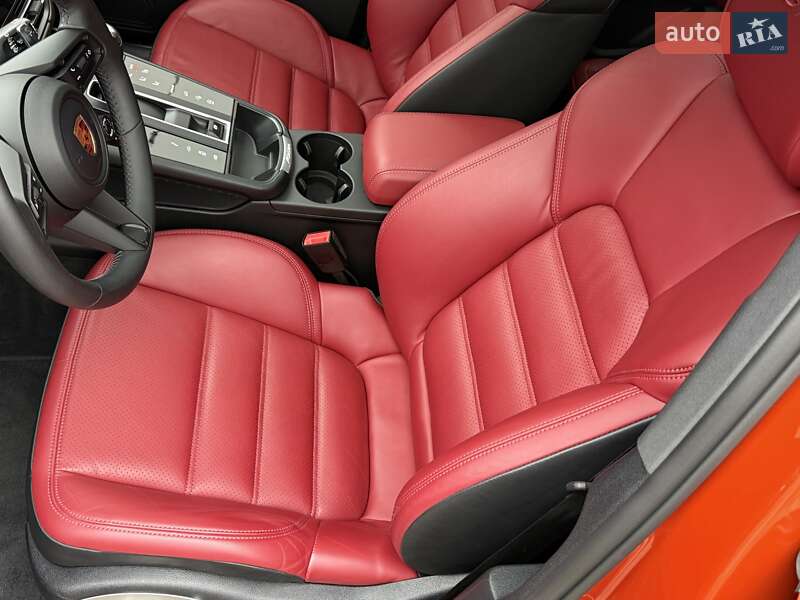 Позашляховик / Кросовер Porsche Macan 2022 в Києві