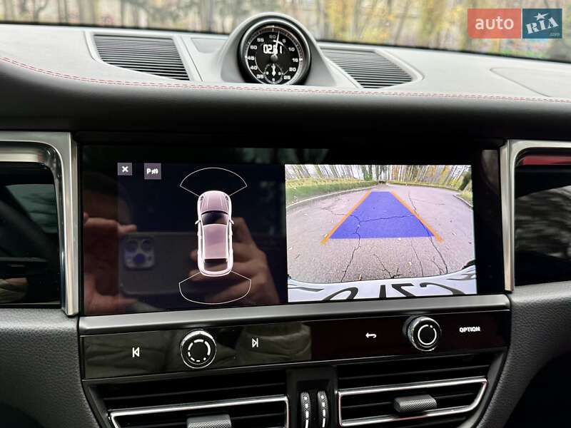 Позашляховик / Кросовер Porsche Macan 2022 в Києві