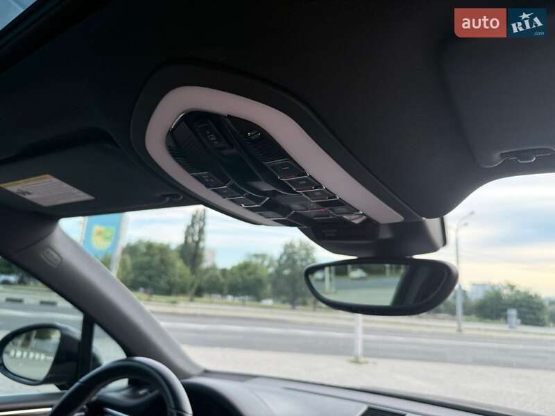 Внедорожник / Кроссовер Porsche Macan 2017 в Харькове