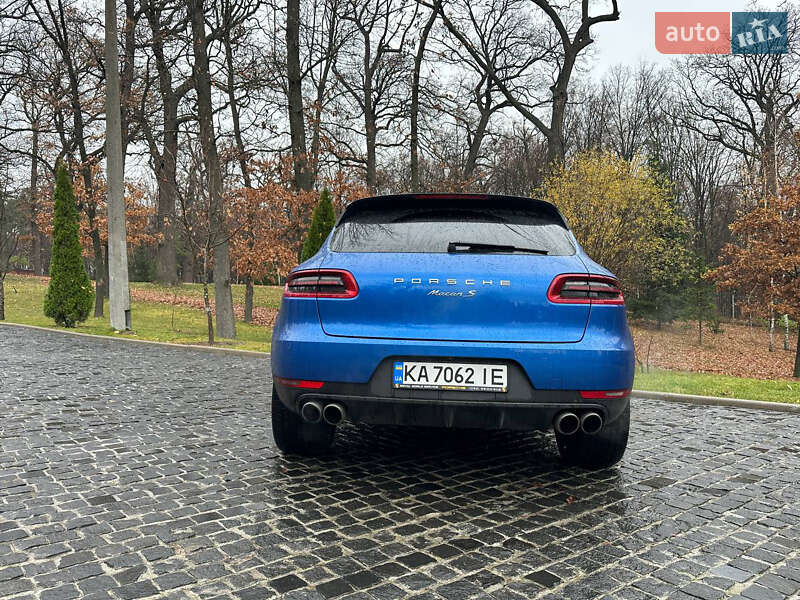 Позашляховик / Кросовер Porsche Macan 2015 в Києві