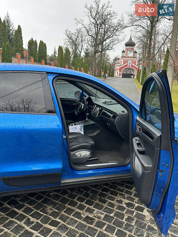 Позашляховик / Кросовер Porsche Macan 2015 в Києві