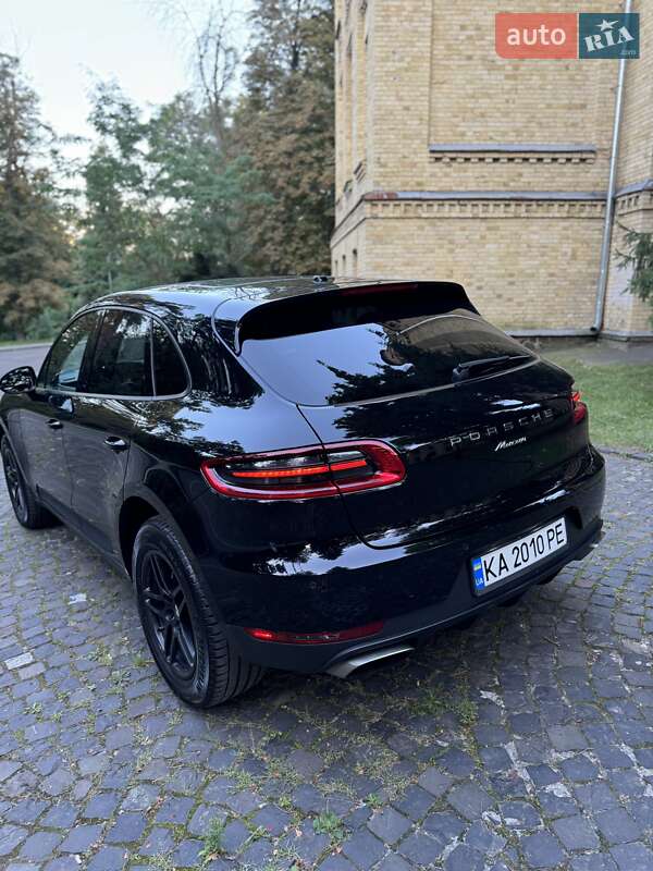 Porsche Macan 2017