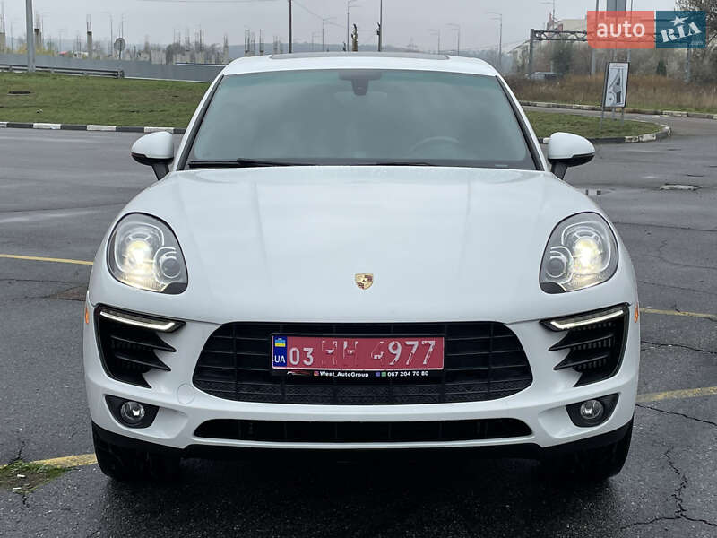 Внедорожник / Кроссовер Porsche Macan 2015 в Киеве