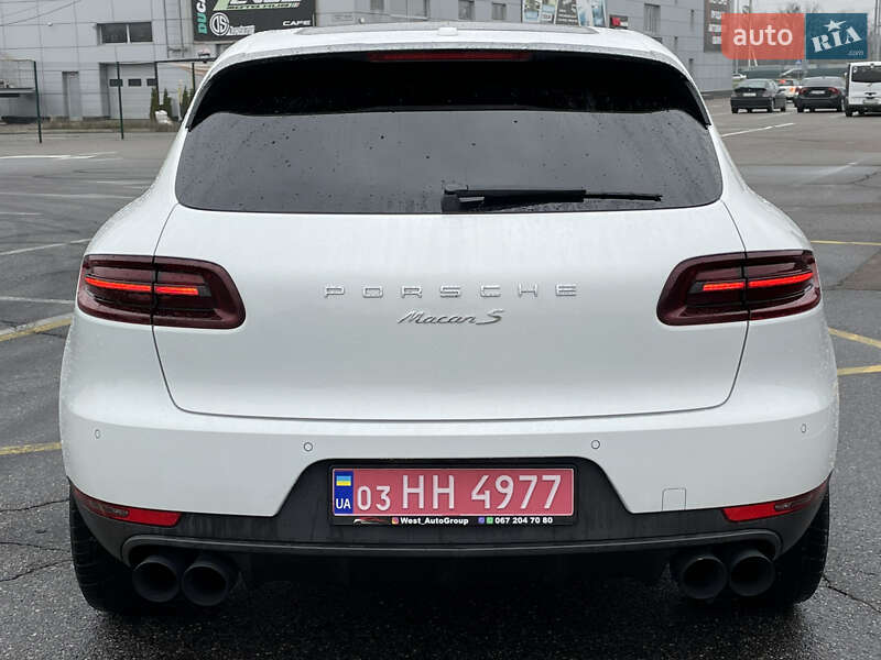 Внедорожник / Кроссовер Porsche Macan 2015 в Киеве