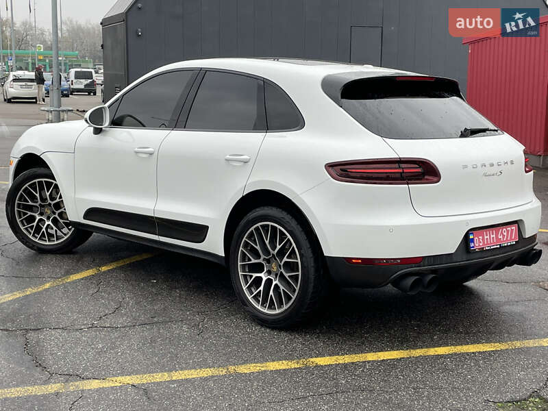 Внедорожник / Кроссовер Porsche Macan 2015 в Киеве