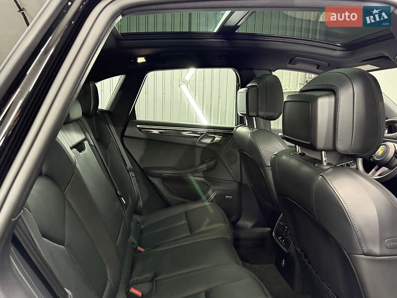 Позашляховик / Кросовер Porsche Macan 2022 в Києві фото 10 Позашляховик / Кросовер Porsche Macan 2022 в Києві