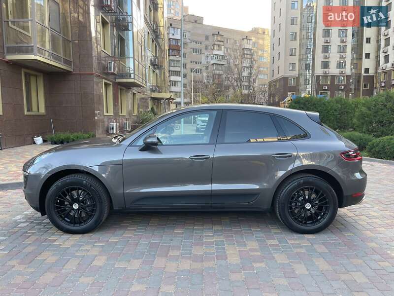 Внедорожник / Кроссовер Porsche Macan 2018 в Одессе фото 4 Внедорожник / Кроссовер Porsche Macan 2018 в Одессе