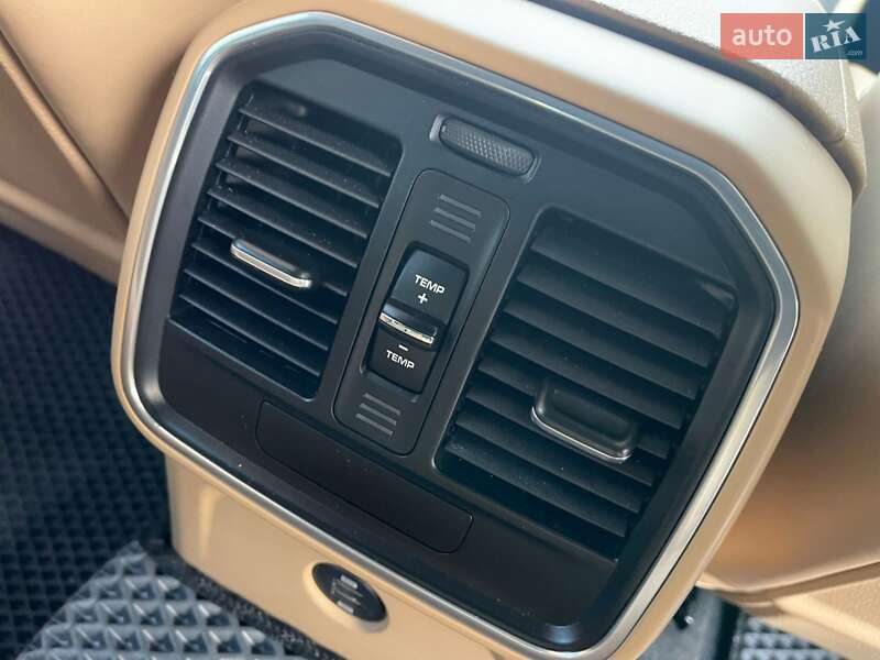 Внедорожник / Кроссовер Porsche Macan 2018 в Одессе фото 26 Внедорожник / Кроссовер Porsche Macan 2018 в Одессе