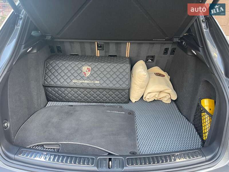 Внедорожник / Кроссовер Porsche Macan 2018 в Одессе фото 27 Внедорожник / Кроссовер Porsche Macan 2018 в Одессе