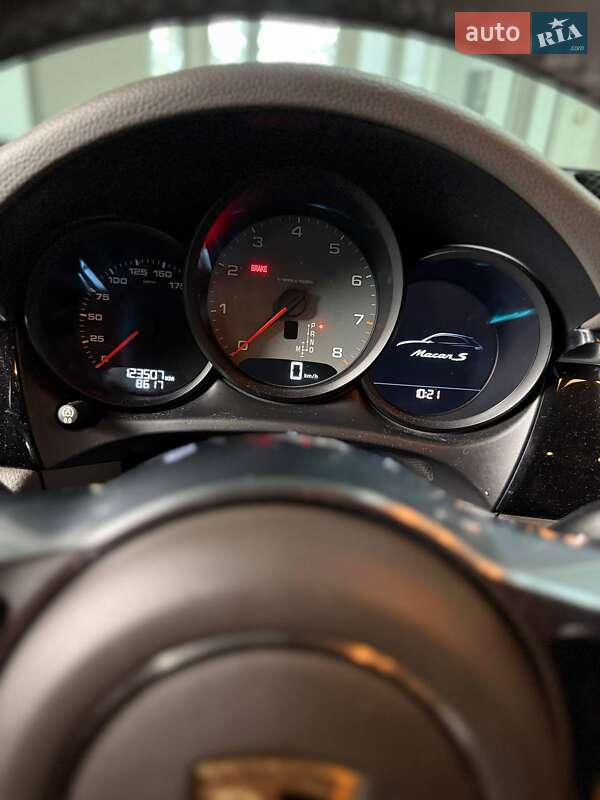 Внедорожник / Кроссовер Porsche Macan 2015 в Полтаве