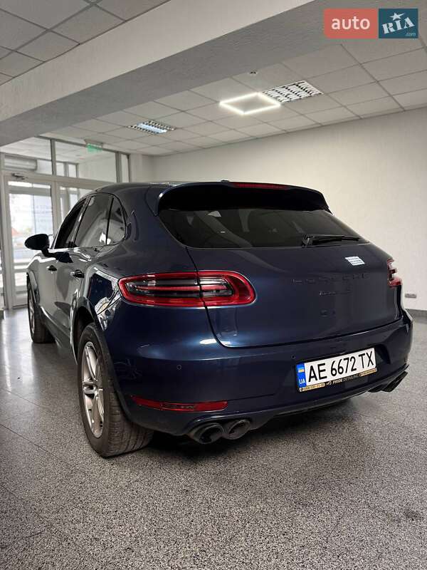 Внедорожник / Кроссовер Porsche Macan 2015 в Полтаве