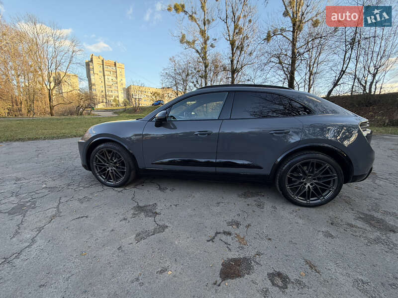 Внедорожник / Кроссовер Porsche Macan 2025 в Львове