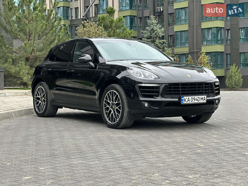 Внедорожник / Кроссовер Porsche Macan 2015 в Киеве