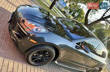 Внедорожник / Кроссовер Porsche Macan 2017 в Львове